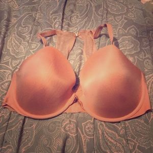38 DDD Victoria Secret bra